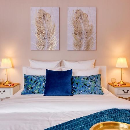 Studio Hotel - Lit King Size - Parking - Wifi - Proche Cdg Livry-Gargan Εξωτερικό φωτογραφία