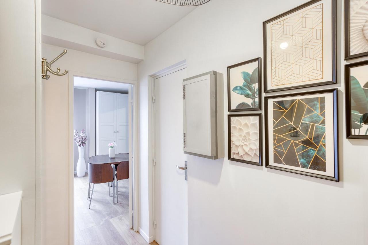 Studio Hotel - Lit King Size - Parking - Wifi - Proche Cdg Livry-Gargan Εξωτερικό φωτογραφία