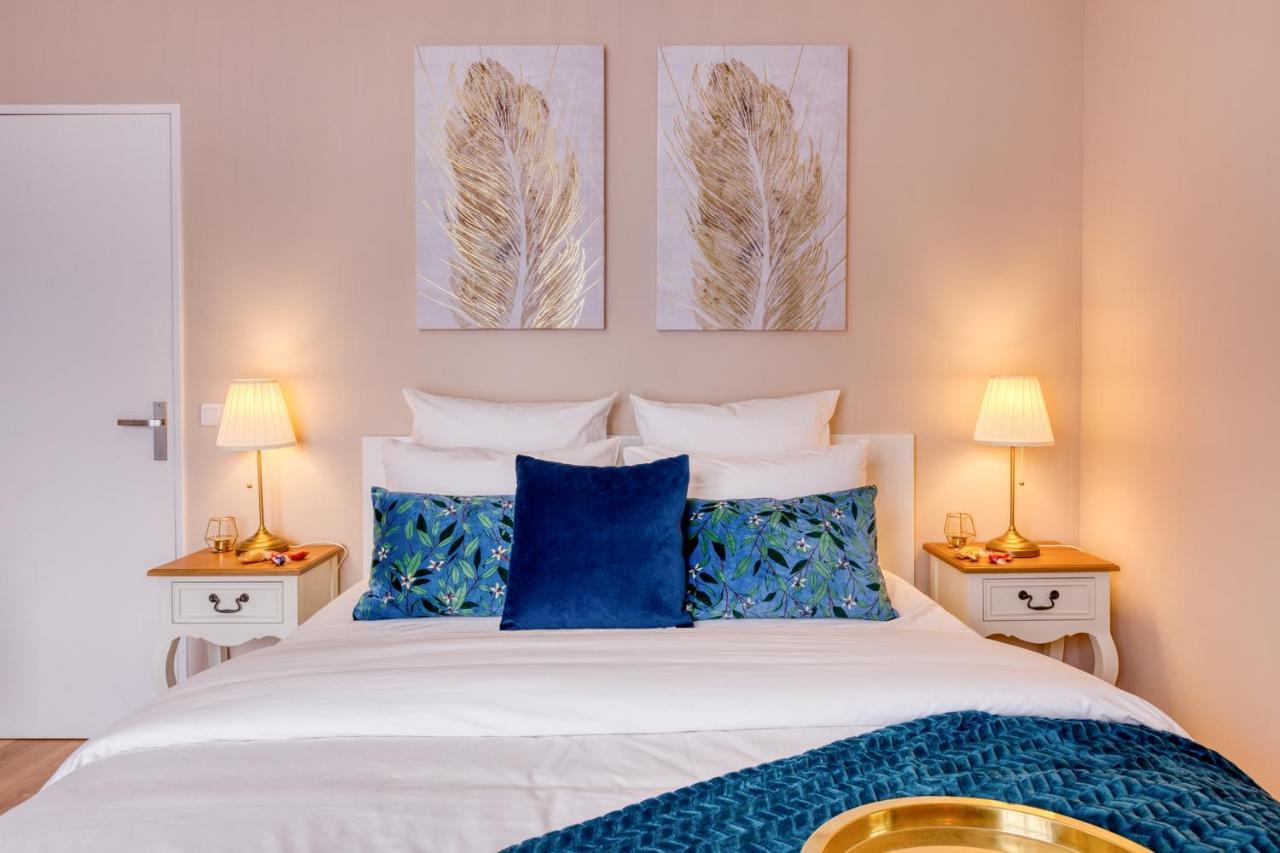 Studio Hotel - Lit King Size - Parking - Wifi - Proche Cdg Livry-Gargan Εξωτερικό φωτογραφία